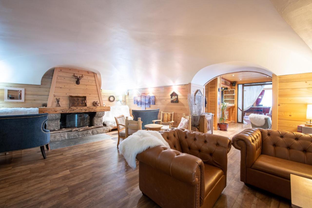 Hotel La Montagne La Clusaz Ngoại thất bức ảnh