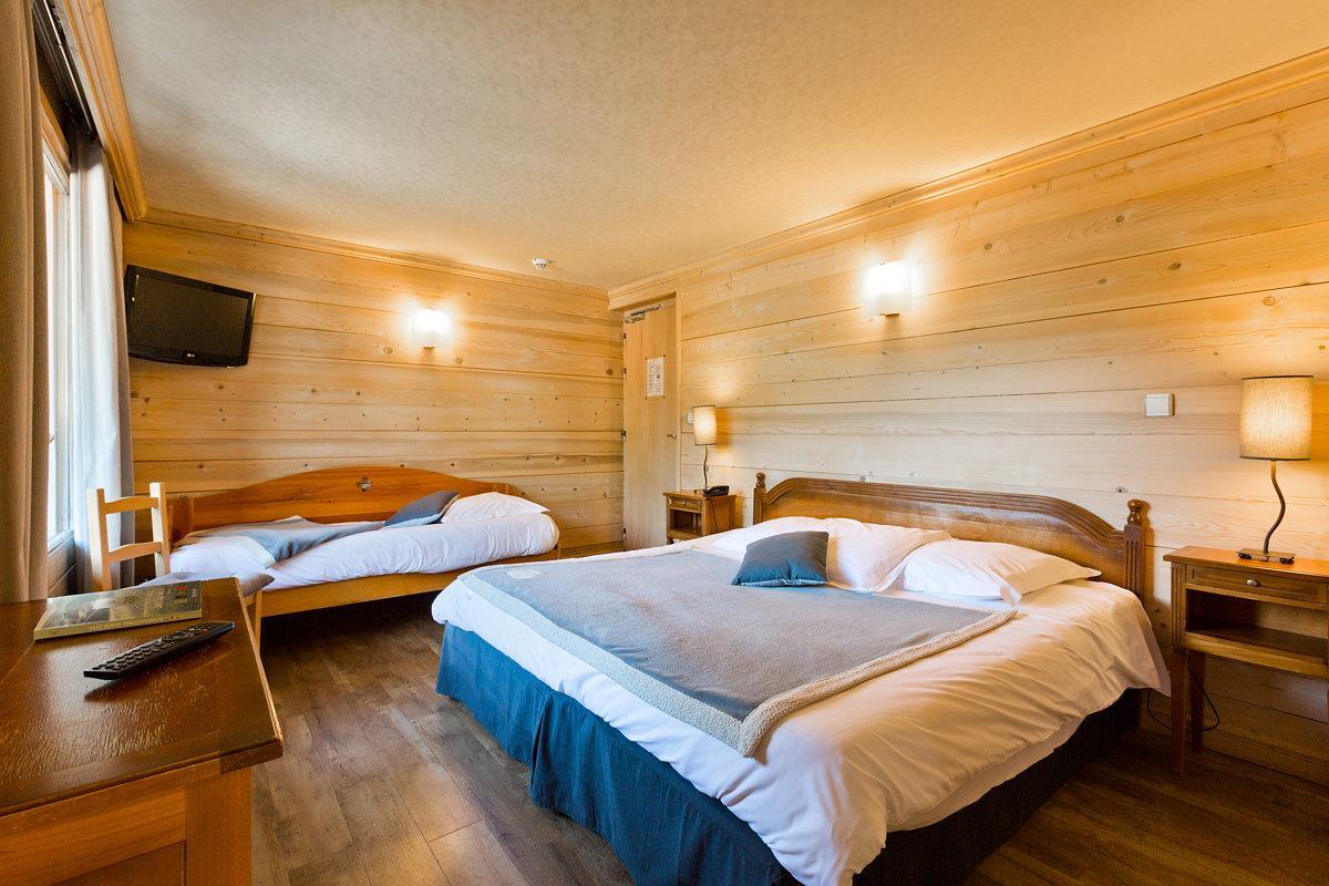 Hotel La Montagne La Clusaz Ngoại thất bức ảnh