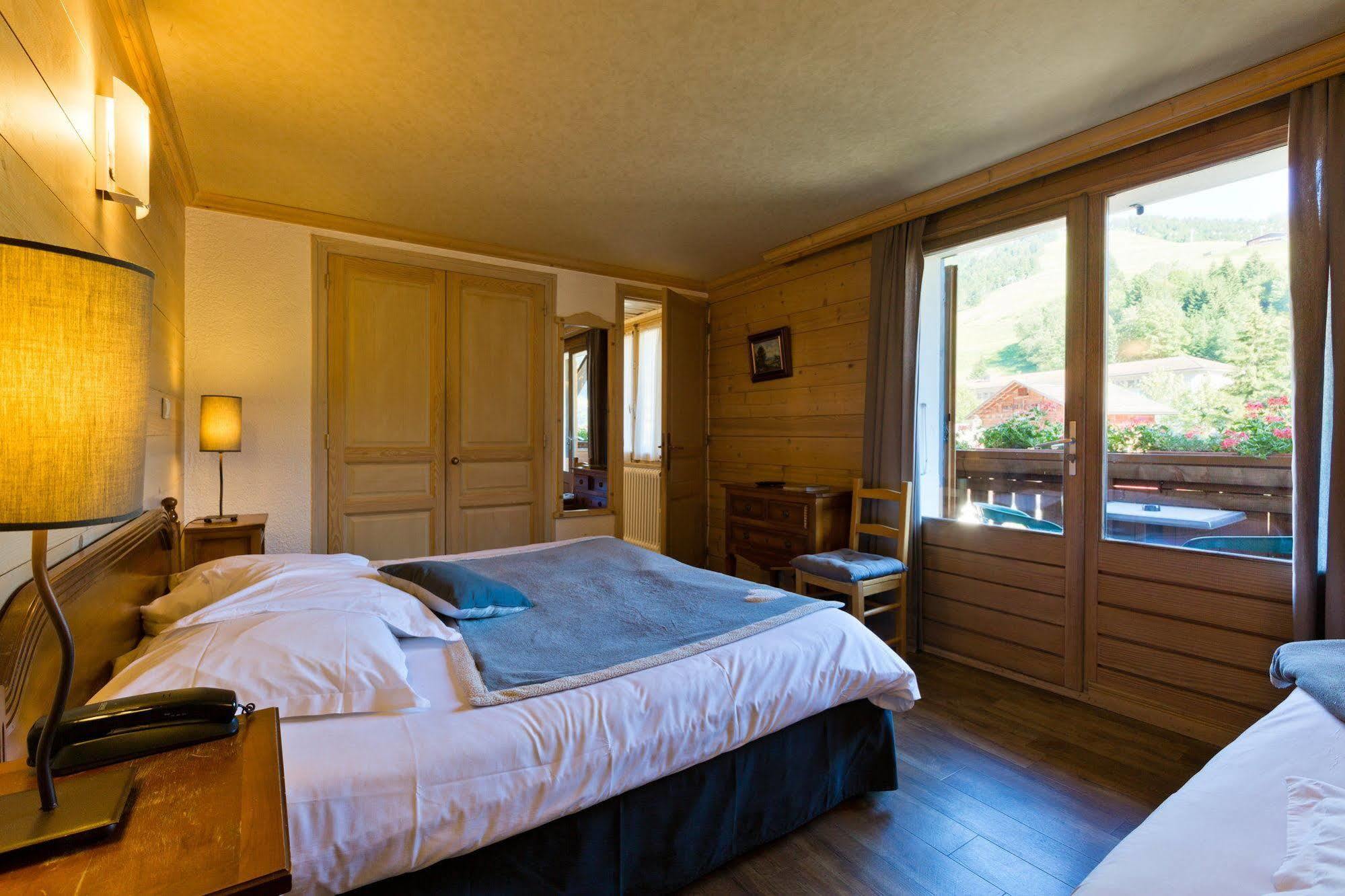 Hotel La Montagne La Clusaz Ngoại thất bức ảnh