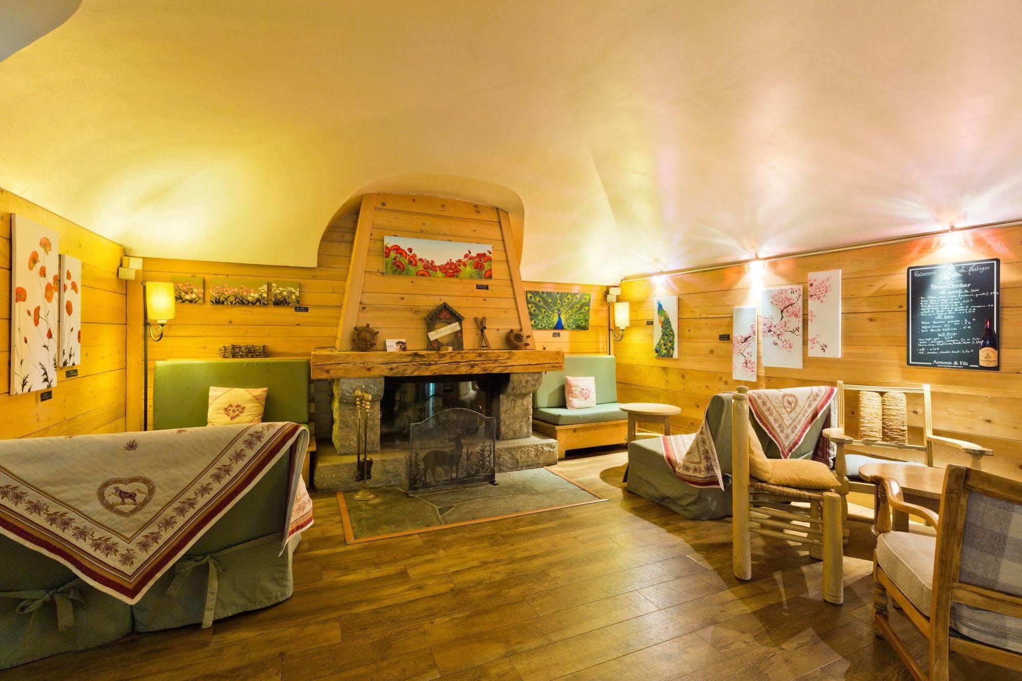 Hotel La Montagne La Clusaz Ngoại thất bức ảnh